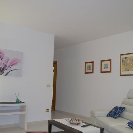Casa Vacanze La Rocca Apartman Matera Kültér fotó