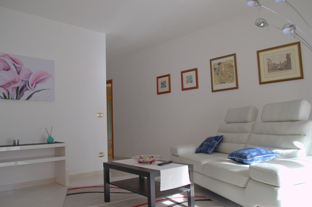 Casa Vacanze La Rocca Apartman Matera Szoba fotó